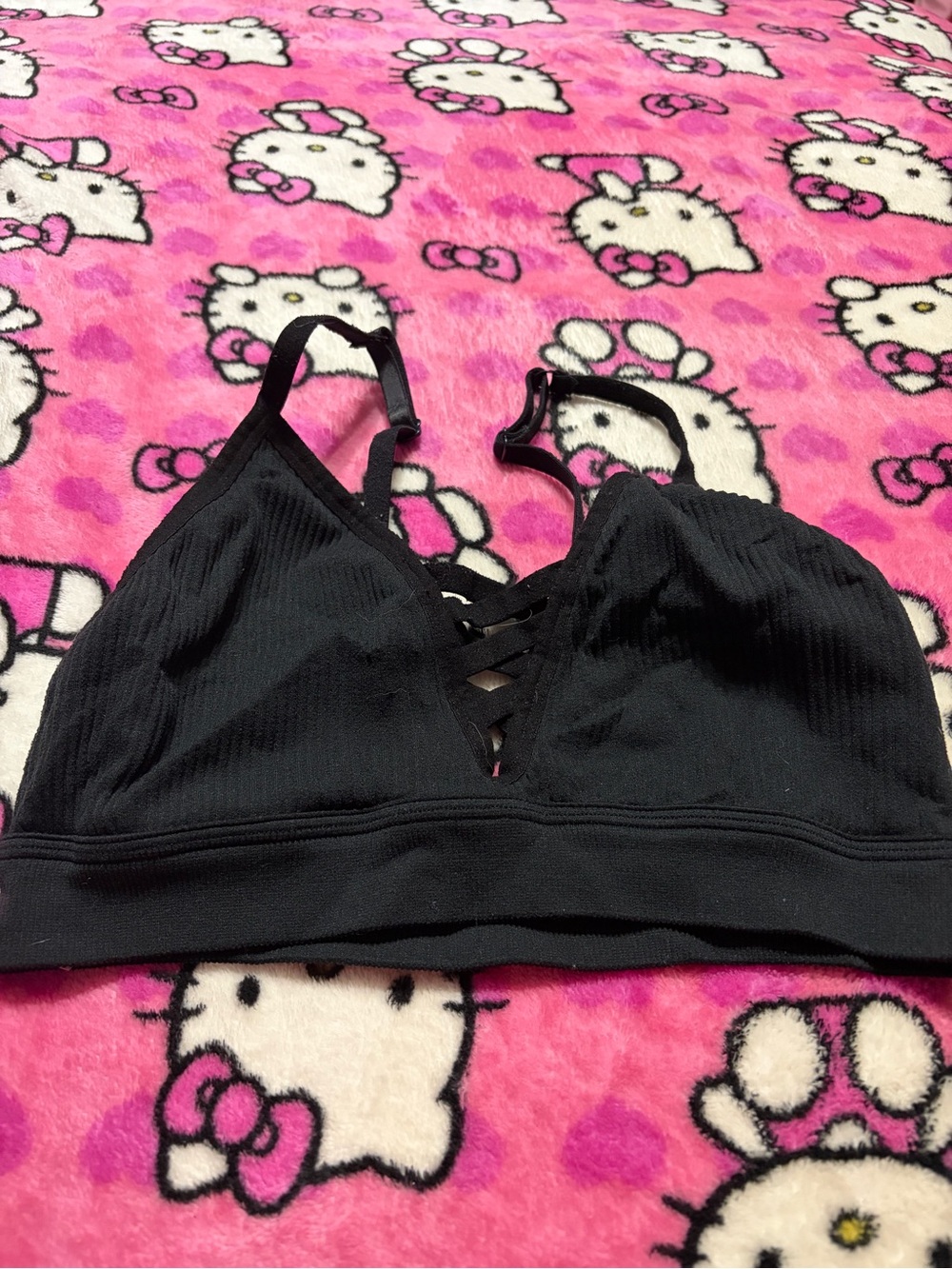 8 PINK and Victoria’s Secret bralettes